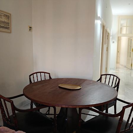 Charming Bright Apartment With Balconies On Cuesta Del Rosario เซบีญา ภายนอก รูปภาพ