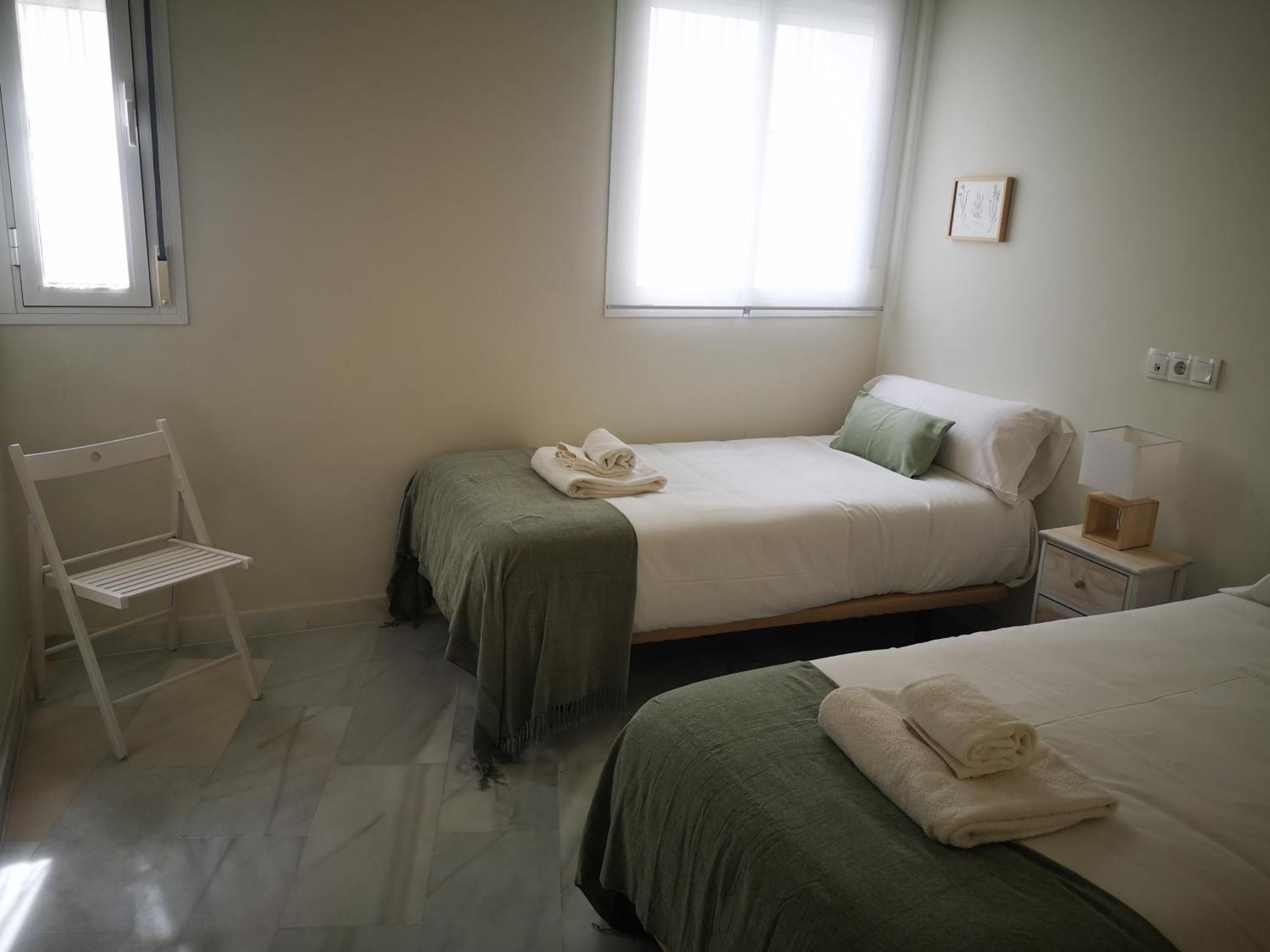 Charming Bright Apartment With Balconies On Cuesta Del Rosario เซบีญา ภายนอก รูปภาพ